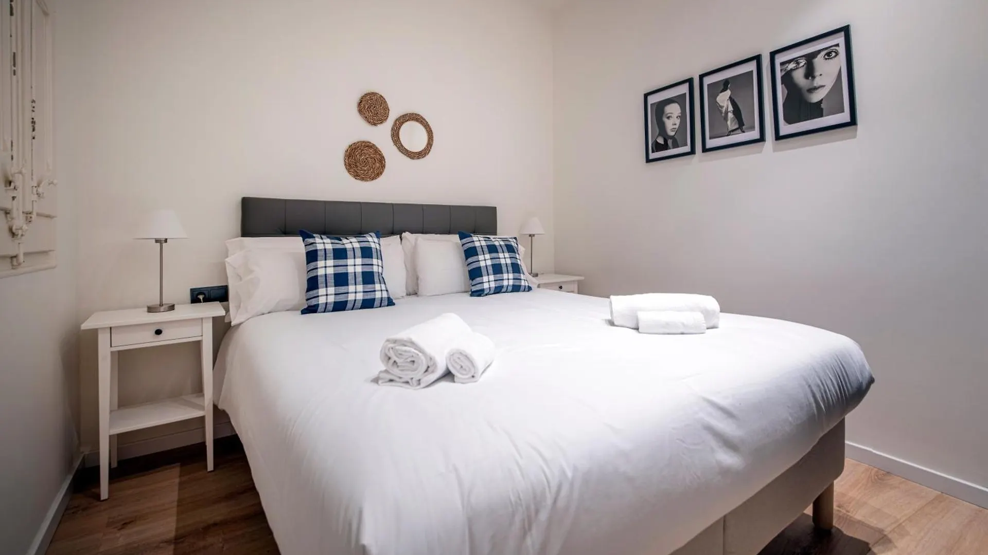 Apartment Apartamento De Cuatro Dormitorios En Carrer Diputacio Barcelona