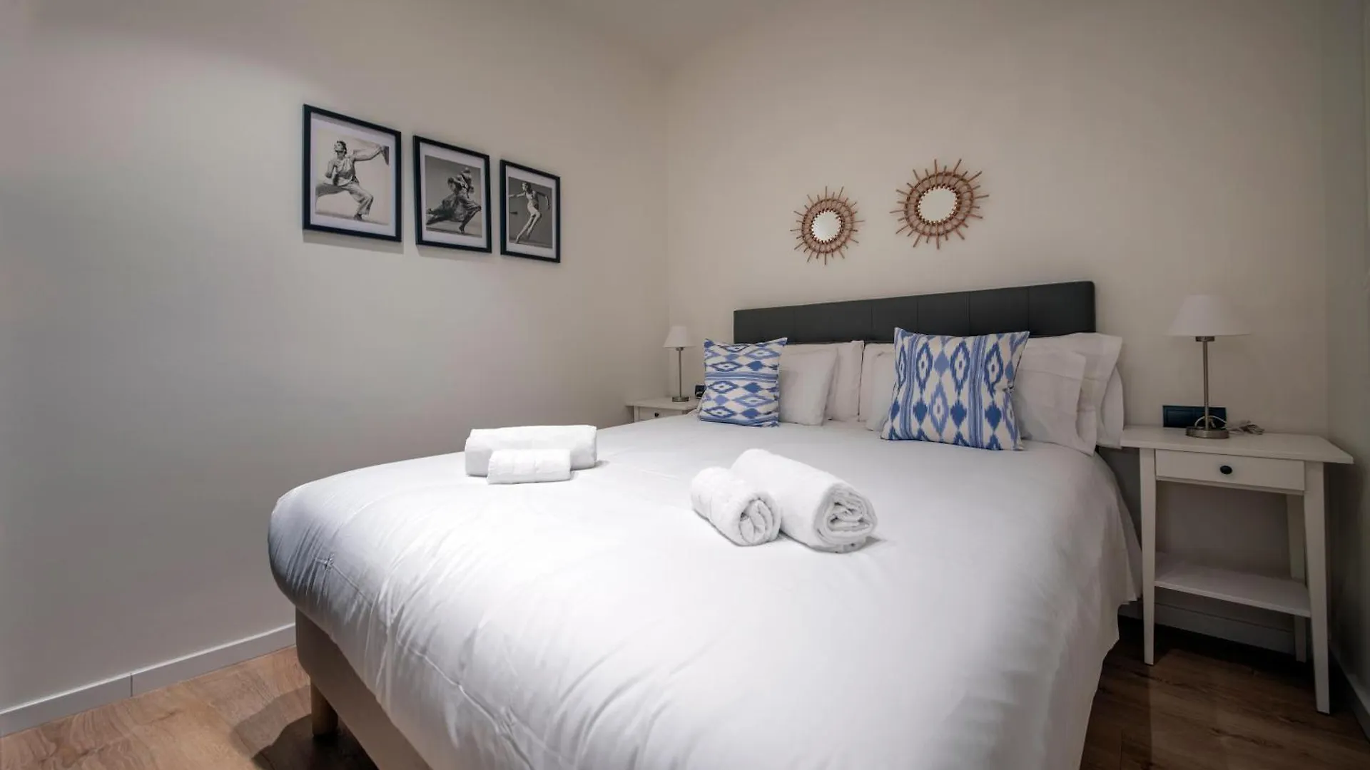 Apartamento De Cuatro Dormitorios En Carrer Diputacio Barcelona